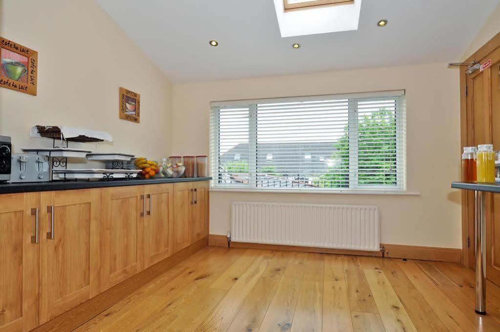 Amber Lodge Budget Accommodation Galway Dış mekan fotoğraf